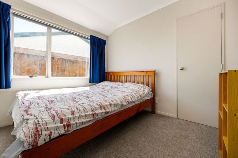 Photo of property in 50 Catalina Drive, Melville, Hamilton, 3206