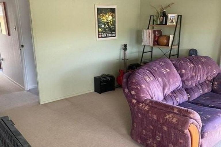 Photo of property in 14 Shaldon Crescent, Blagdon, New Plymouth, 4310