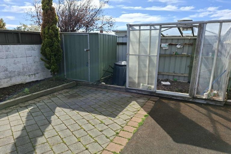 Photo of property in 120 Newcastle Street, Windsor, Invercargill, 9810