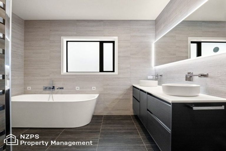 Photo of property in 16 Tunnel Beach Road, Blackhead, Dunedin, 9076