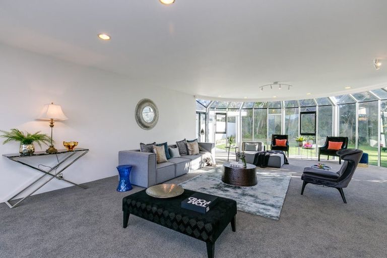 Photo of property in 32 Seatoun Heights Road, Seatoun, Wellington, 6022