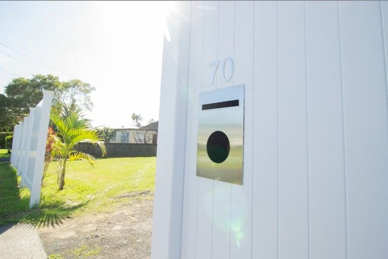 Photo of property in 70 Fisher Crescent, Otara, Auckland, 2023