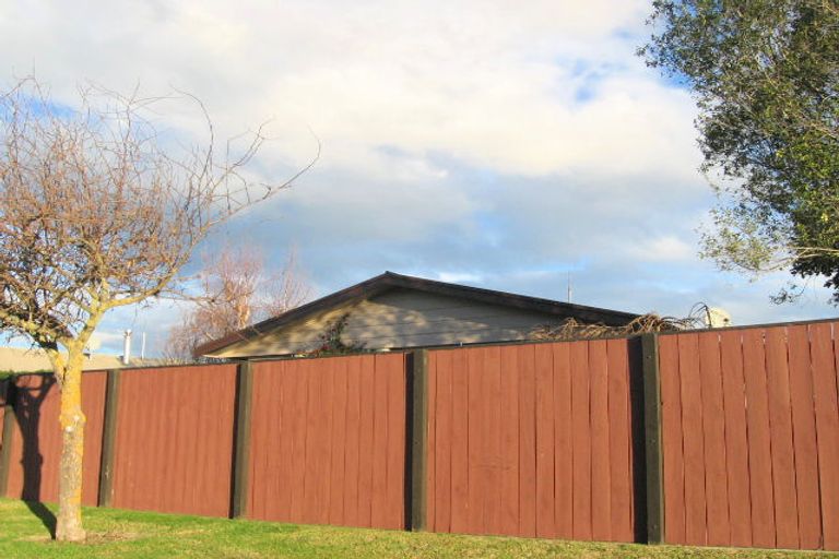 Photo of property in 1 Railey Place, Greenmeadows, Napier, 4112