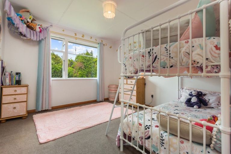 Photo of property in 418 Pahiatua Aokautere Road, Aokautere, Palmerston North, 4471