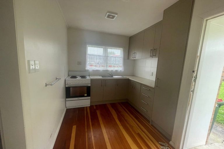 Photo of property in 2/212 Shirley Road, Papatoetoe, Auckland, 2025
