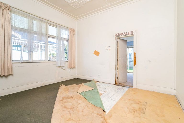 Photo of property in 19 Melbourne Street, South Dunedin, Dunedin, 9012