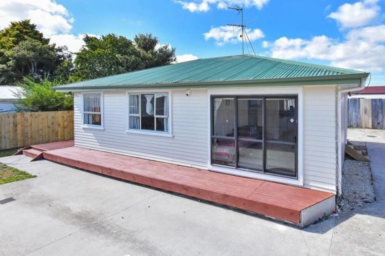 Photo of property in 123a Manuroa Road, Takanini, 2112