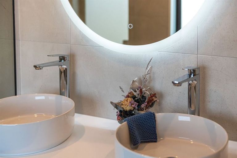 Photo of property in 3/27 Springfield Road, St Albans, Christchurch, 8014