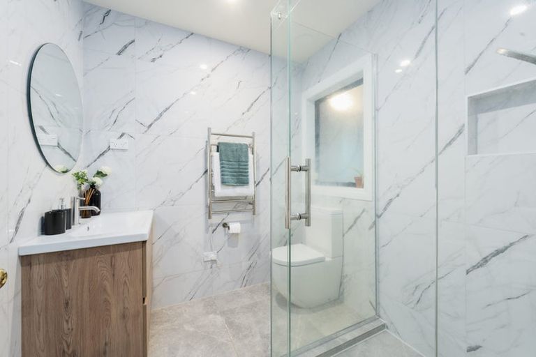 Photo of property in 51 Semillon Avenue, Henderson, Auckland, 0612