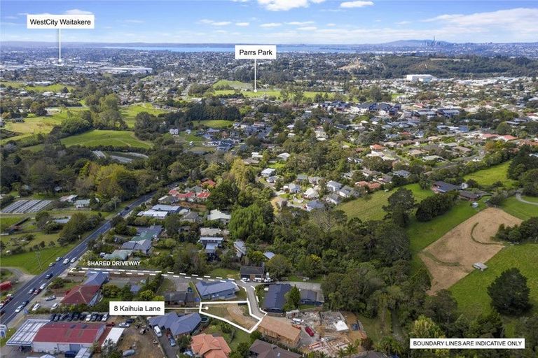 Photo of property in 8 Kaihuia Lane, Oratia, Auckland, 0604