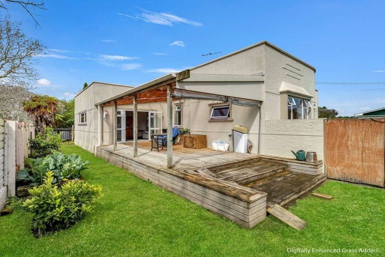 Photo of property in 18 Delhi Avenue, Aramoho, Whanganui, 4500