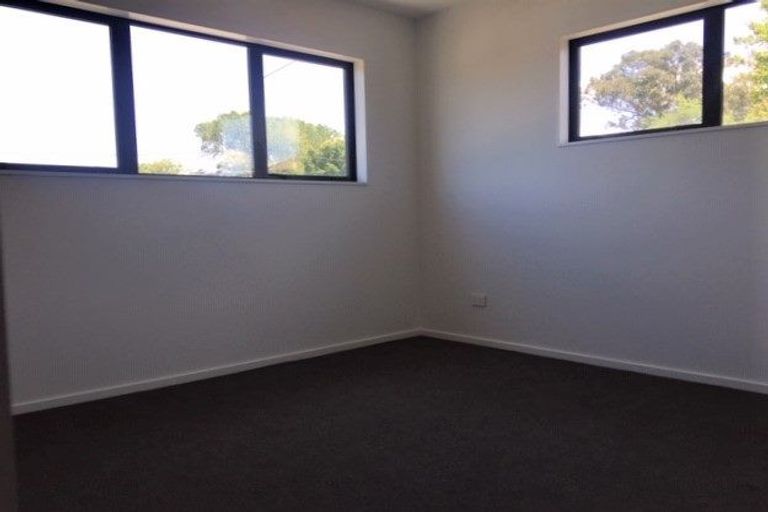 Photo of property in 12/69 Suva Street, Upper Riccarton, Christchurch, 8041