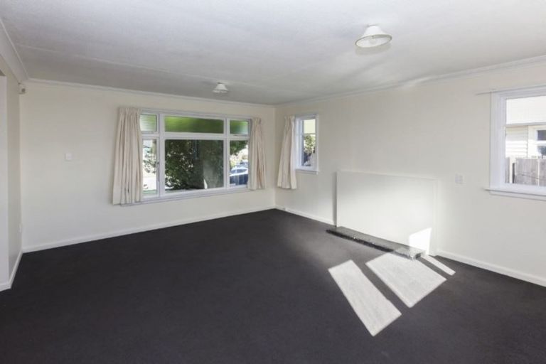 Photo of property in 65 Shortland Street, Wainoni, Christchurch, 8061