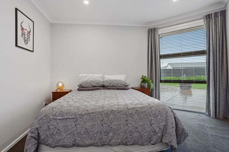 Photo of property in 83 Tiritiri Moana Drive, Pegasus, 7612