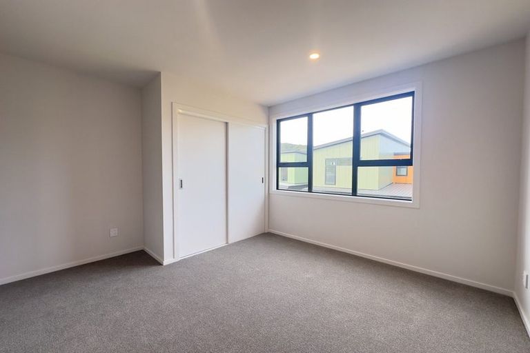 Photo of property in 20/7 Johnston Grove, Taita, Lower Hutt, 5011