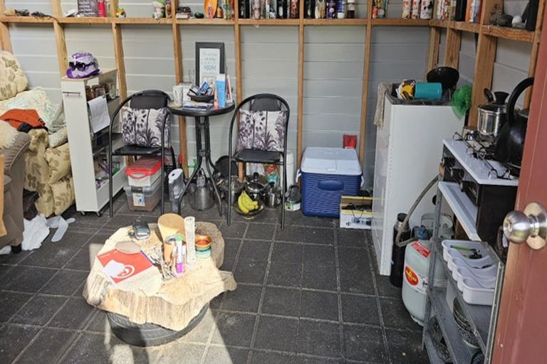 Photo of property in 169 Egmont Street, Patea, 4520