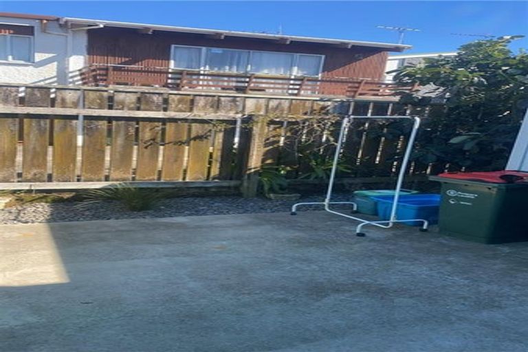 Photo of property in 40a-b Belt Road, Moturoa, New Plymouth, 4310