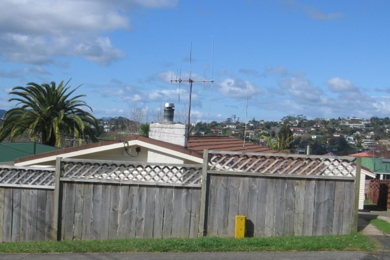 Photo of property in 73 Fourth Avenue, Woodhill, Whangarei, 0110