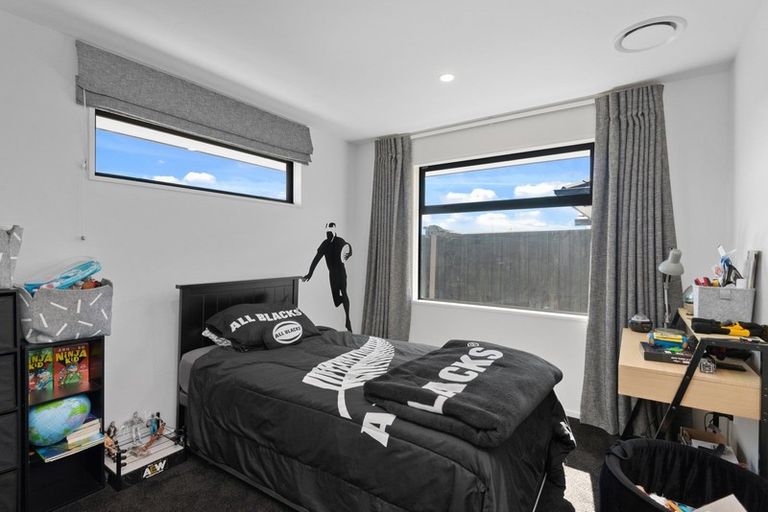 Photo of property in 19 Henrietta Street, Marshland, Christchurch, 8083