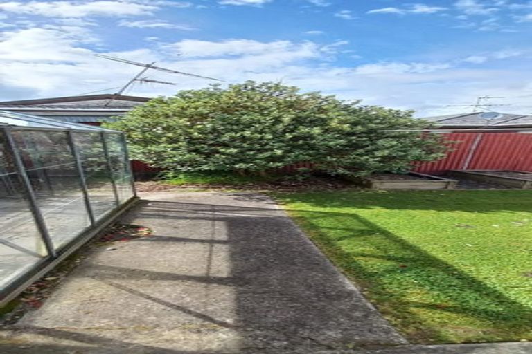 Photo of property in 974 High Street, Avalon, Lower Hutt, 5011