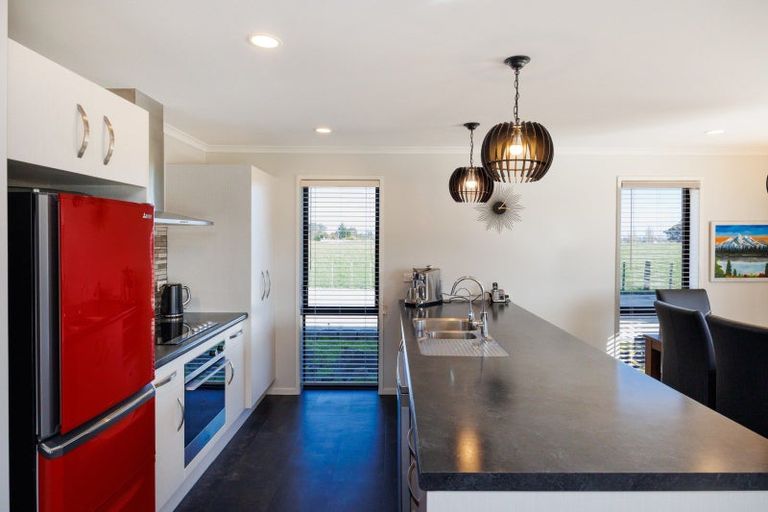 Photo of property in 14 Maple Street, Bunnythorpe, Palmerston North, 4478