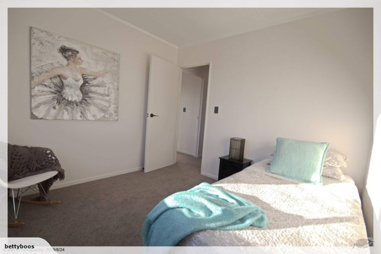 Photo of property in 12 Taylor Street, Ohauiti, Tauranga, 3112