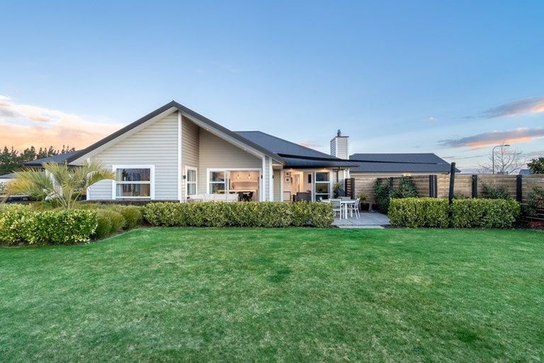 Photo of property in 79 Silver Peaks Drive, West Melton, 7618