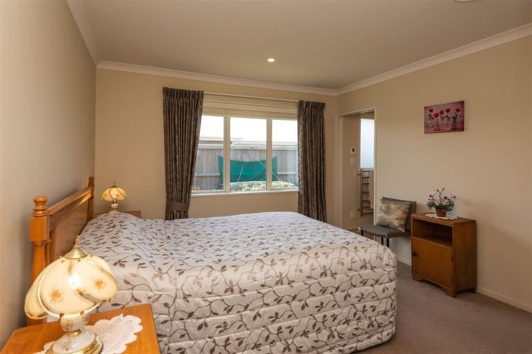 Photo of property in 48 Brockelbank Drive, Kaiapoi, 7630