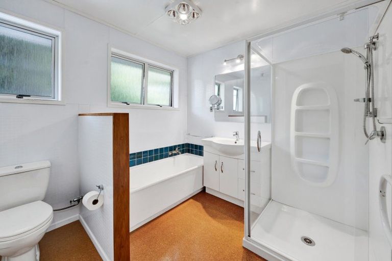 Photo of property in 11-13 Miro Street, Merrilands, New Plymouth, 4312