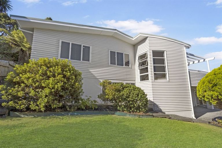 Photo of property in 73 Saffron Street, Birkdale, Auckland, 0626