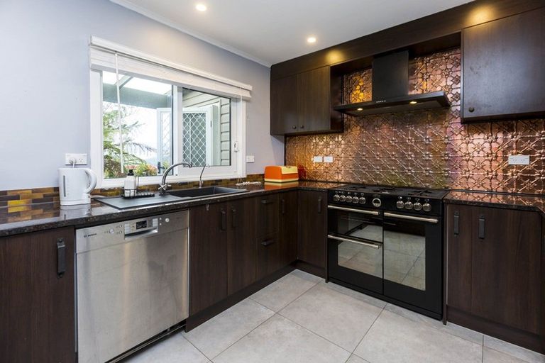 Photo of property in 88 Avro Road, Blue Mountains, Upper Hutt, 5371