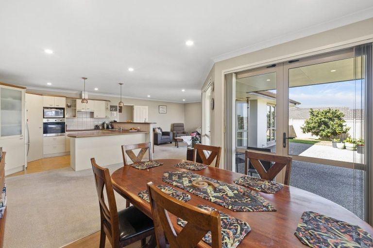 Photo of property in 58 Rathmar Drive, Manurewa, Auckland, 2105