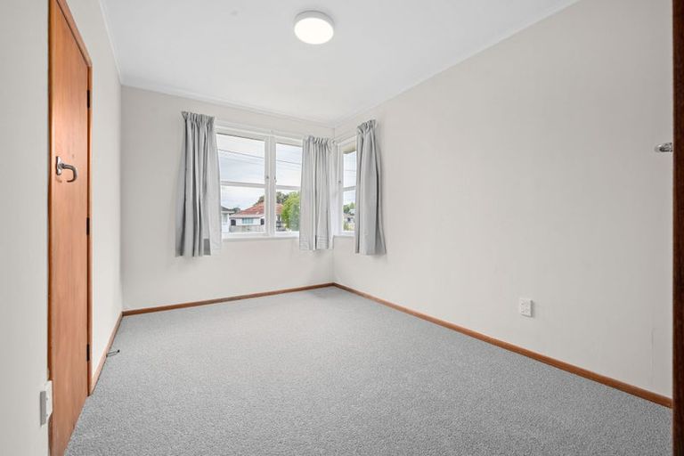 Photo of property in 36 Pollen Crescent, Melville, Hamilton, 3206