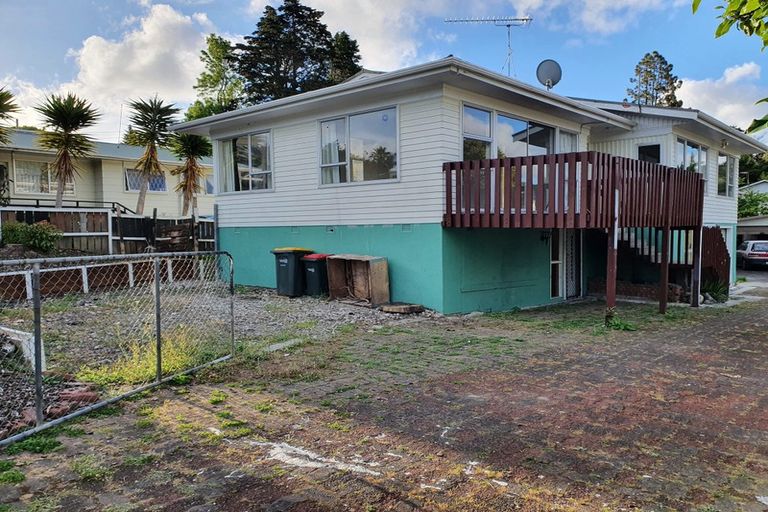 Photo of property in 59 Zita Maria Drive, Massey, Auckland, 0614