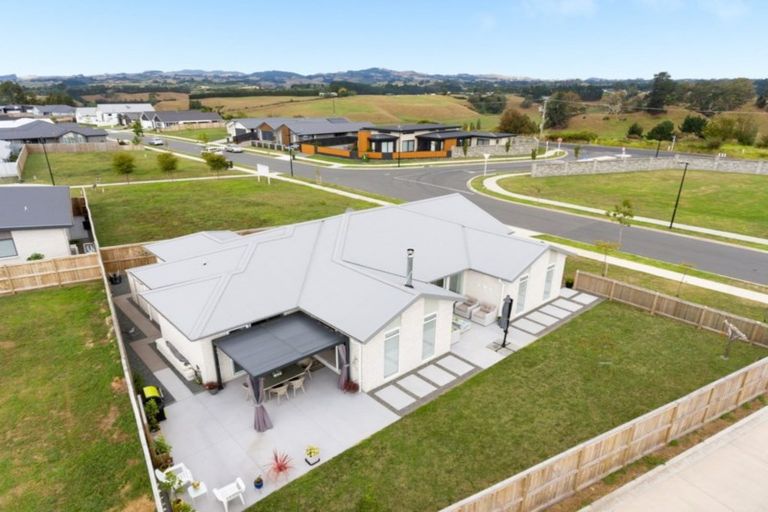 Photo of property in 4 Goodwin Crescent, Pyes Pa, Tauranga, 3112
