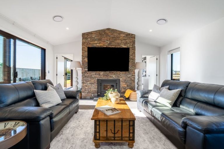 Photo of property in 13 Polwarth Lane, West Melton, 7618