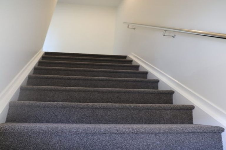 Photo of property in 37 Jabuka Street, Glen Eden, Auckland, 0602