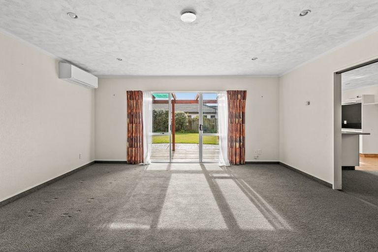 Photo of property in 4 Knightsbridge Place, Taradale, Napier, 4112
