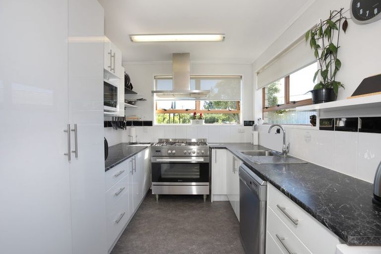 Photo of property in 21 Flower Street, Bulls, 4818