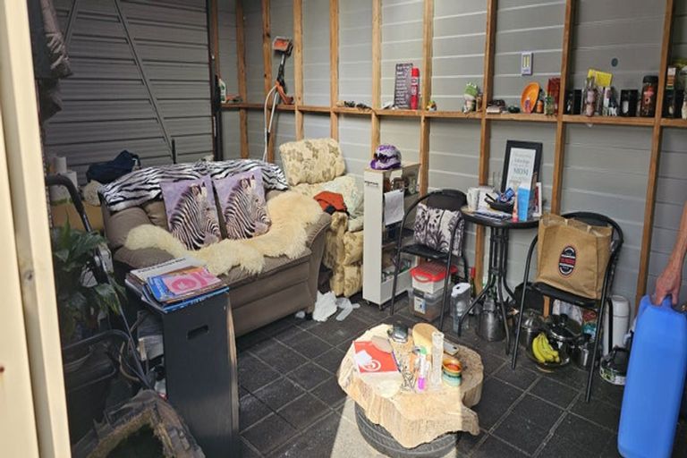 Photo of property in 169 Egmont Street, Patea, 4520