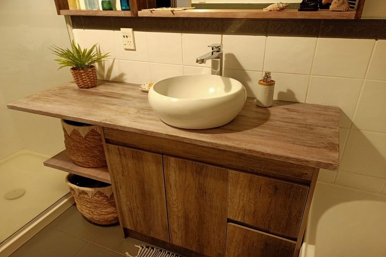 Photo of property in 42 Katerini Grove, Papamoa Beach, Papamoa, 3118