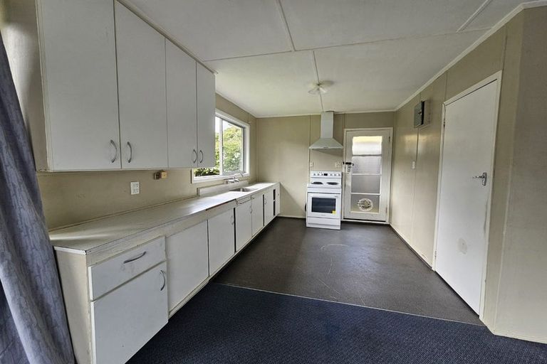 Photo of property in 12 Naumai Place, Spotswood, New Plymouth, 4310