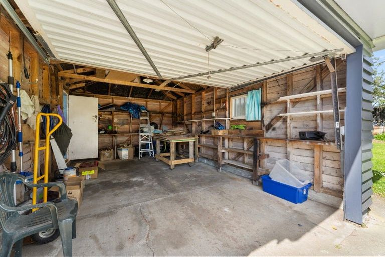 Photo of property in 13 Te Horo Beach Road, Te Horo, Otaki, 5581