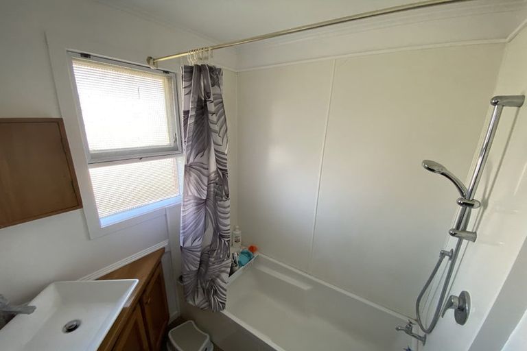 Photo of property in 14 Pryce Place, Silverdale, Hamilton, 3216