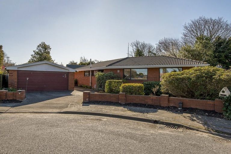 Photo of property in 5 Kinrara Place, Halswell, Christchurch, 8025