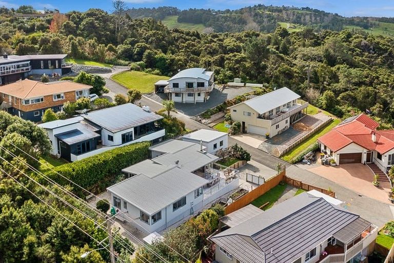 Photo of property in 23 Brampton Road, Snells Beach, 0920