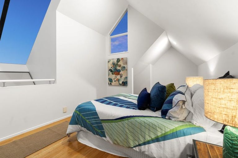 Photo of property in 43 Shuttleworth Place, Manly, Whangaparaoa, 0930