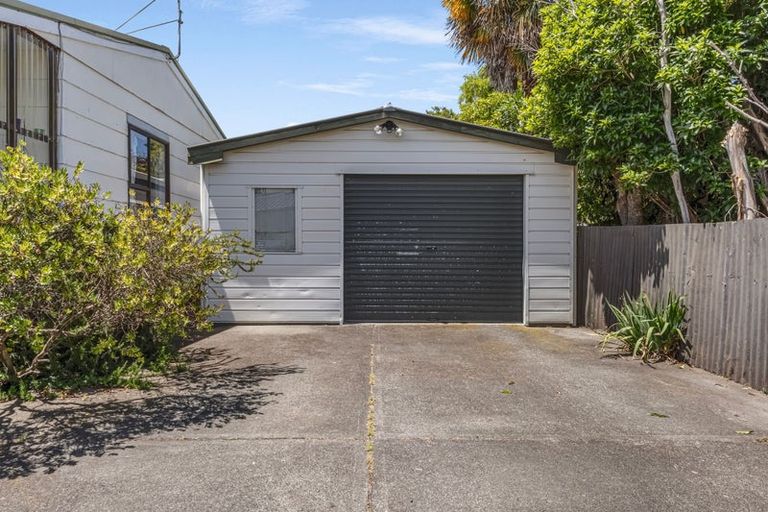 Photo of property in 2 Hodge Place, Aramoho, Whanganui, 4500