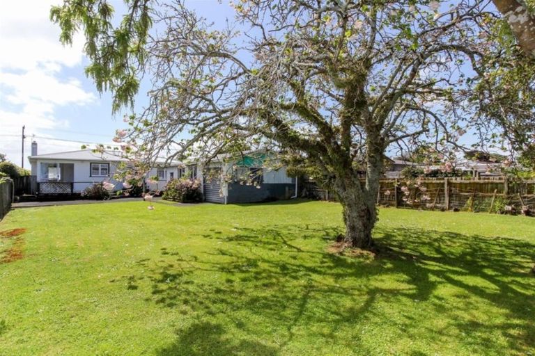 Photo of property in 282 Mangorei Road, Merrilands, New Plymouth, 4312
