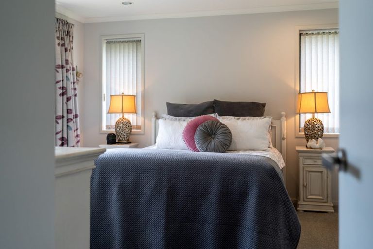 Photo of property in 12 Cotter Place, Cambridge, 3434